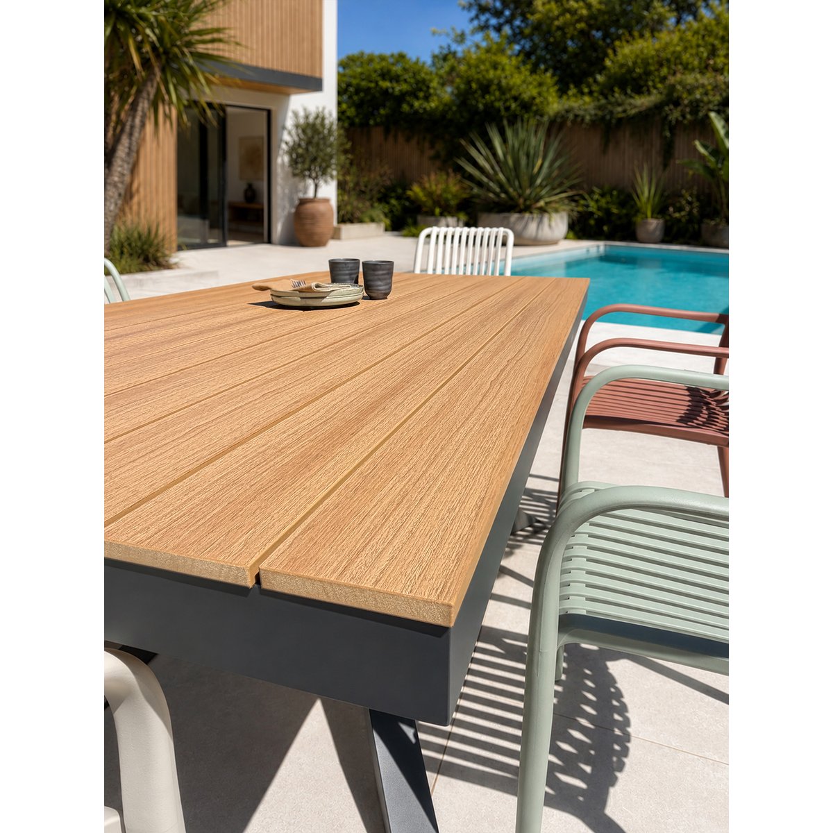 Ensemble repas de jardin 6 places en alu LAMU gris anthracite, DCB GARDEN