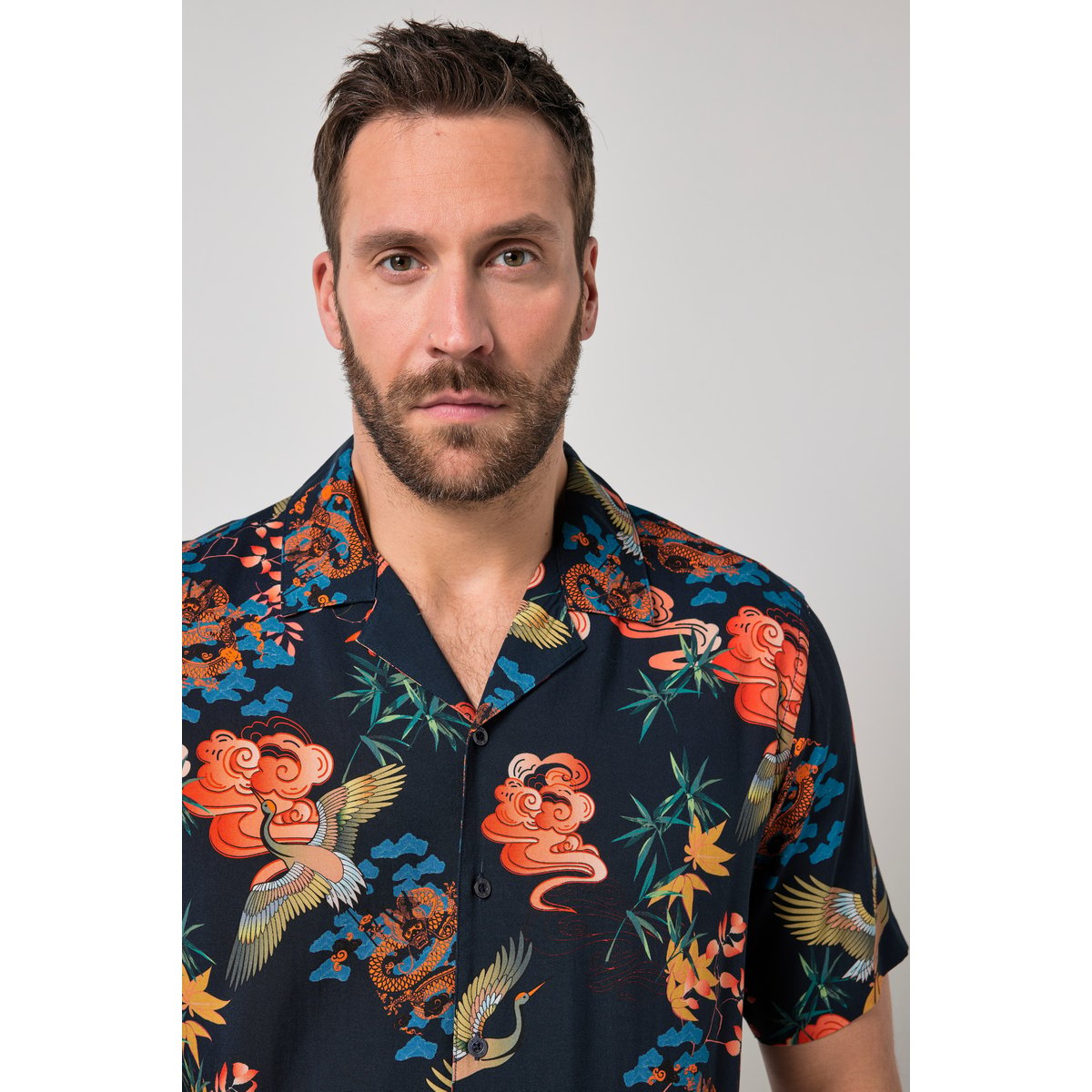 Chemise dans un imprimé all-over bleu marine, JP1880