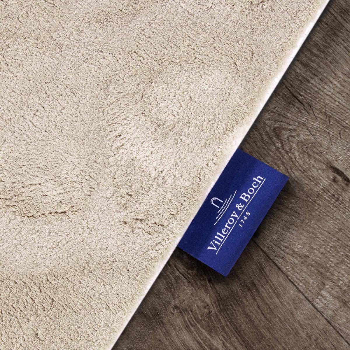 Tapis salon faux uni poils ras, tissé polyester confortable, LEON crème, UN AMOUR DE TAPIS