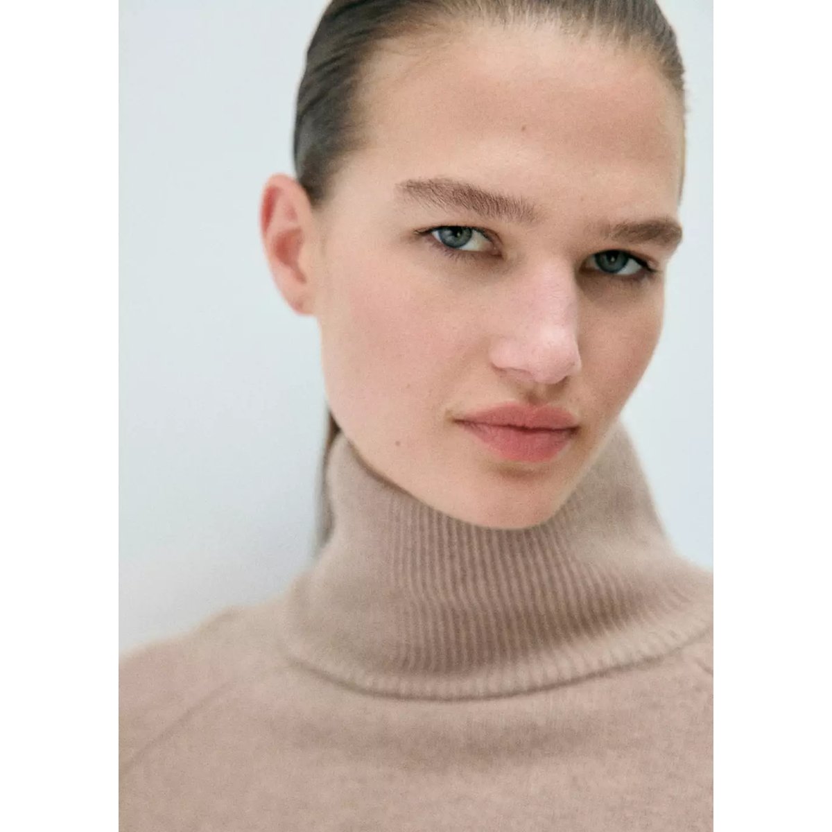 Pull-over 100 % laine col montant marron, MANGO