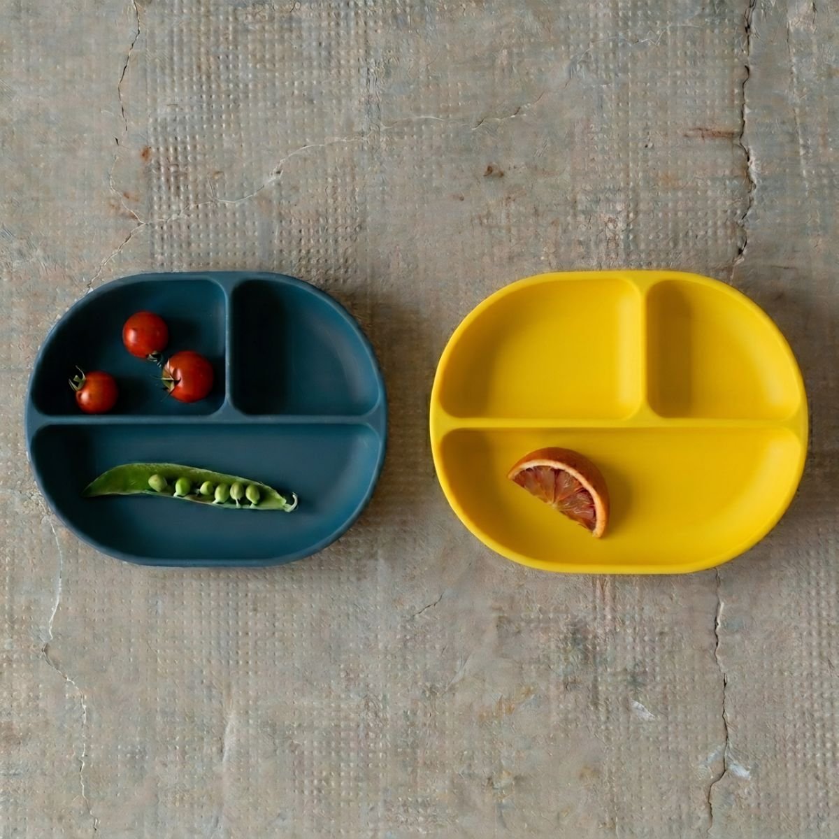 Assiette compartimentée à ventouse en silicone BAMBINO jaune mimosa, EKOBO
