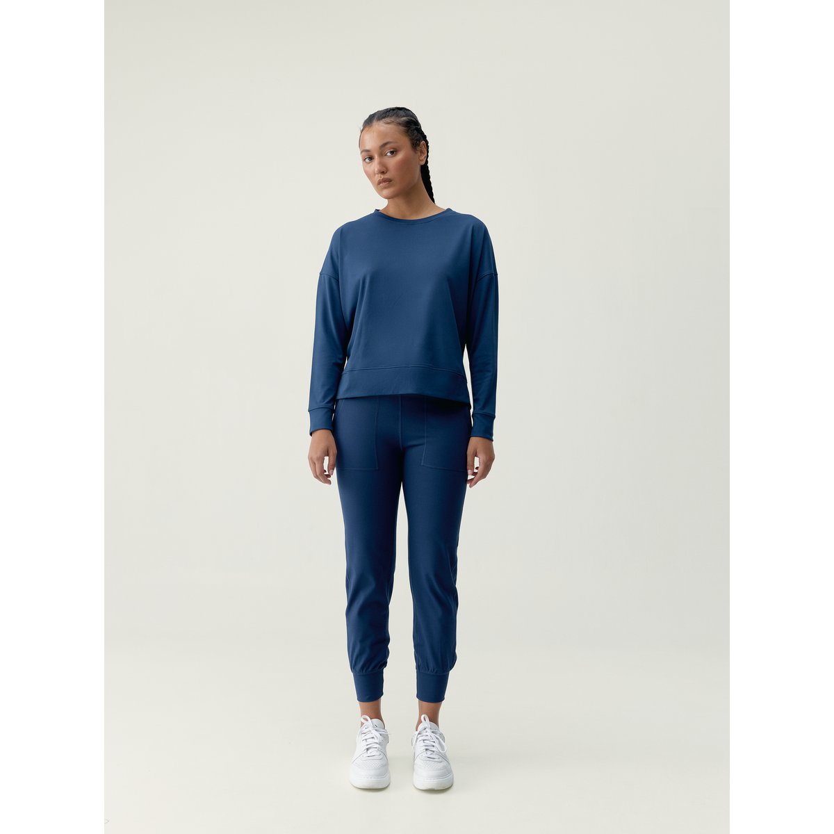 Pantalon de sport Performance Athleisure DABA bleu marine, BORN