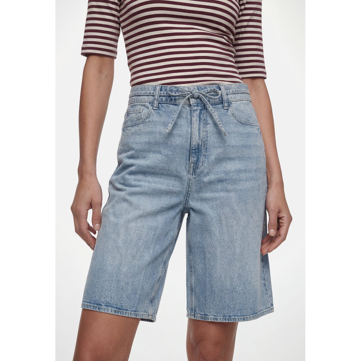 Jeansshorts à ceinture light blue denim, ZERO