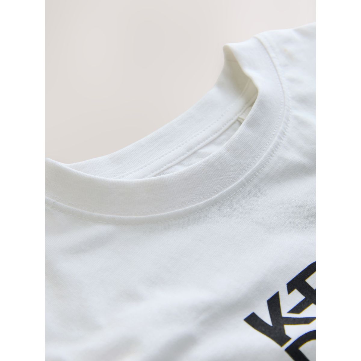 T-shirt kpop demon hunters blanc, NEXT
