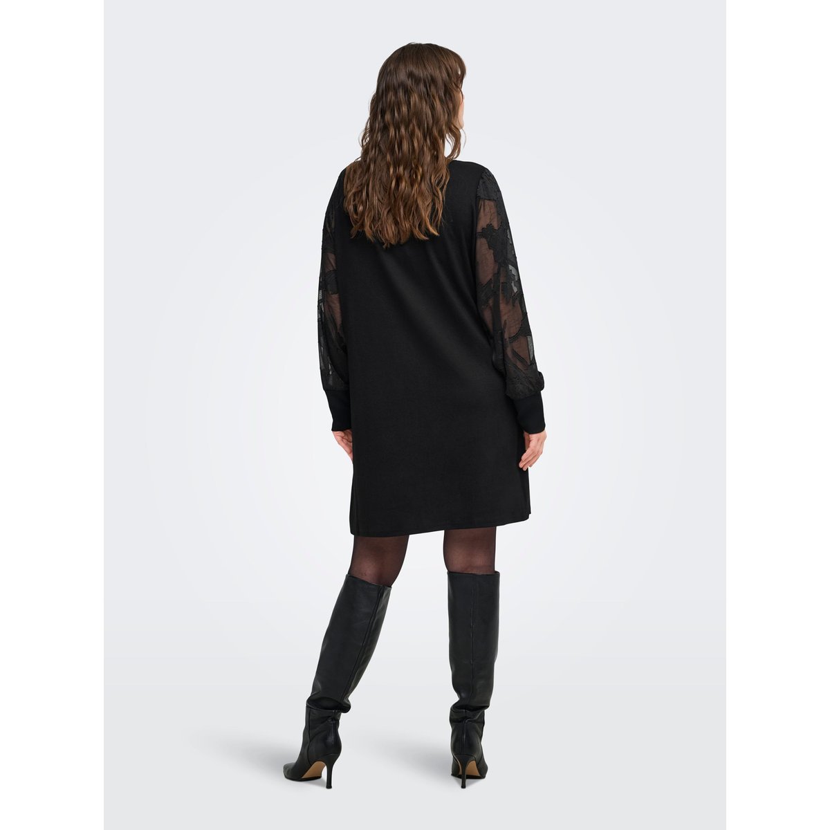Robe black 1, ONLY CARMAKOMA