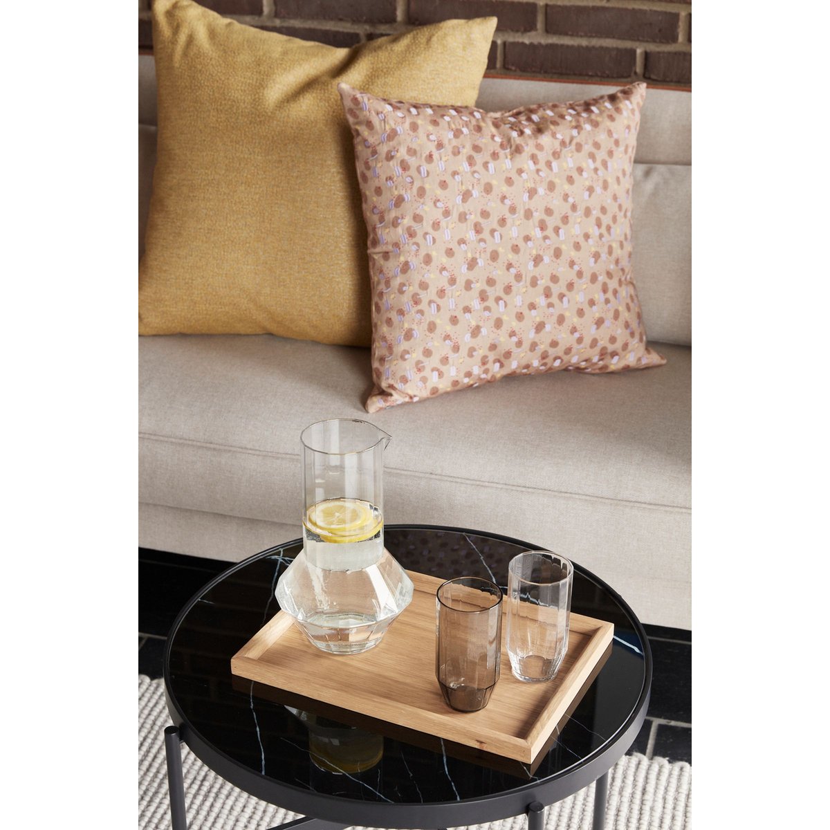 Coussin en polyester POPPY jaune, HUBSCH