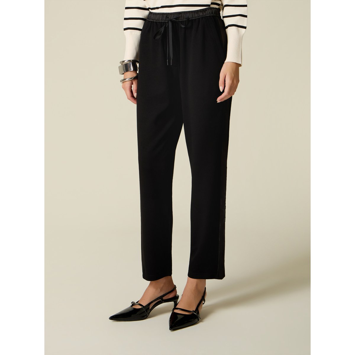 Joggers avec détails noir, OLTRE