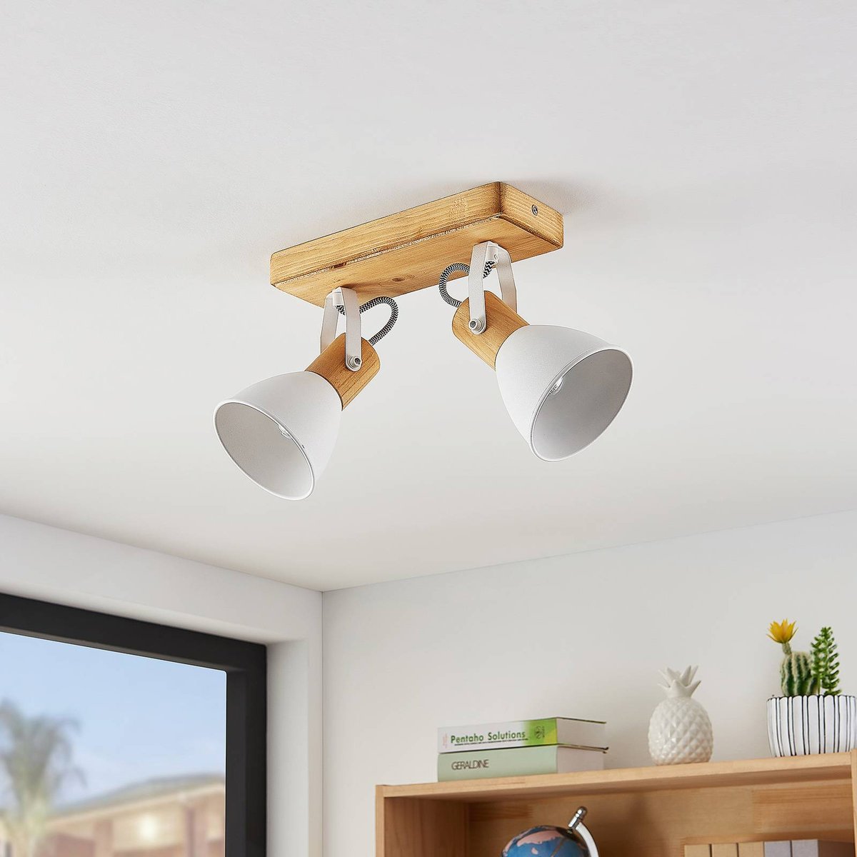 Spot en bois scandinave, Merela bois clair, blanc, LINDBY