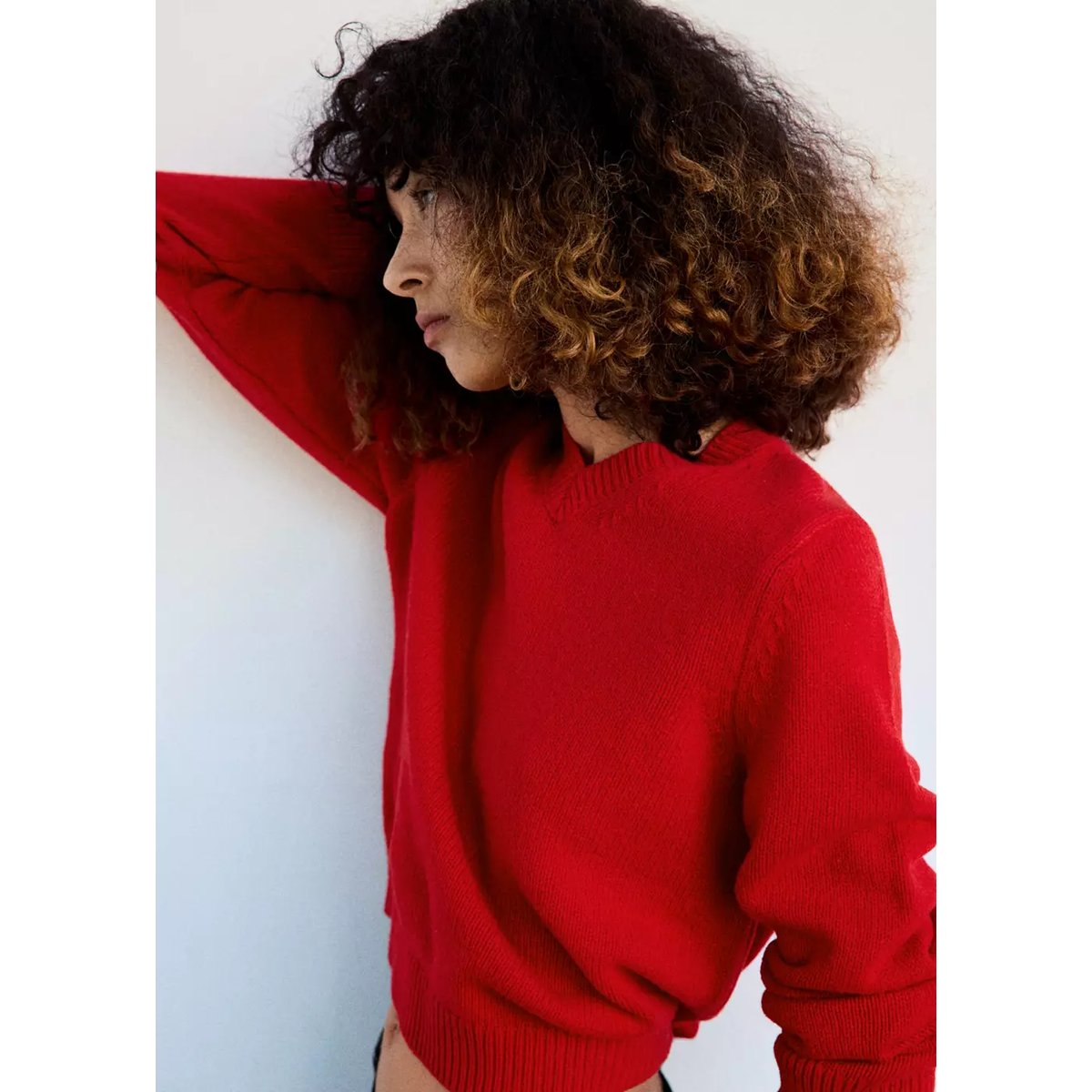 Pull-over laine col en V rouge, MANGO