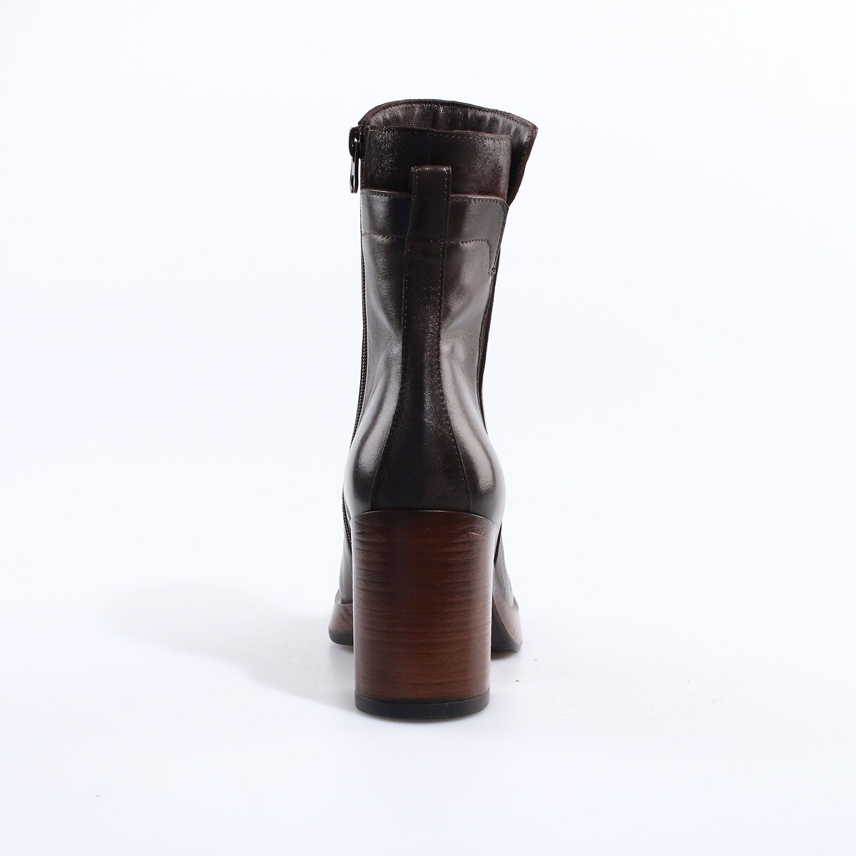 Botas em pele, com tacão castanho escuro, MJUS