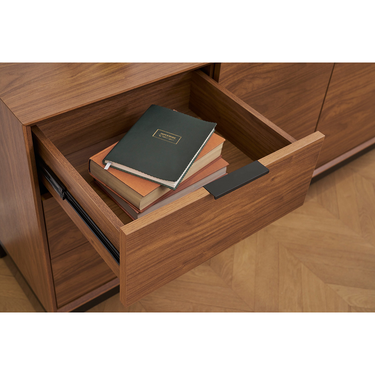 Buffet vintage finition bois foncé noyer et métal noir avec rangements L180 cm SARTO noyer, MILIBOO