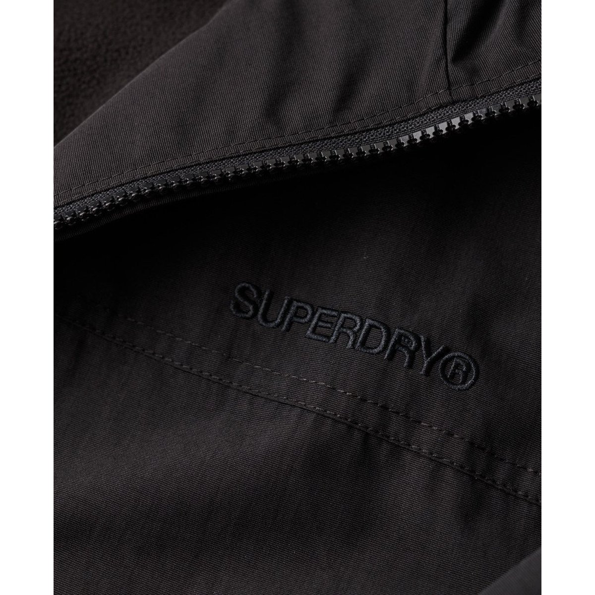 Bomber à capuche en nylon Surplus noir de jais, SUPERDRY