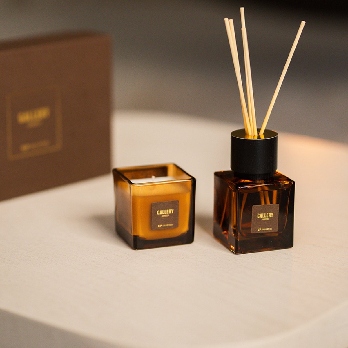 Coffret bougie et diffuseur de parfum Marron GALLERY parfum amber, SP COLLECTION