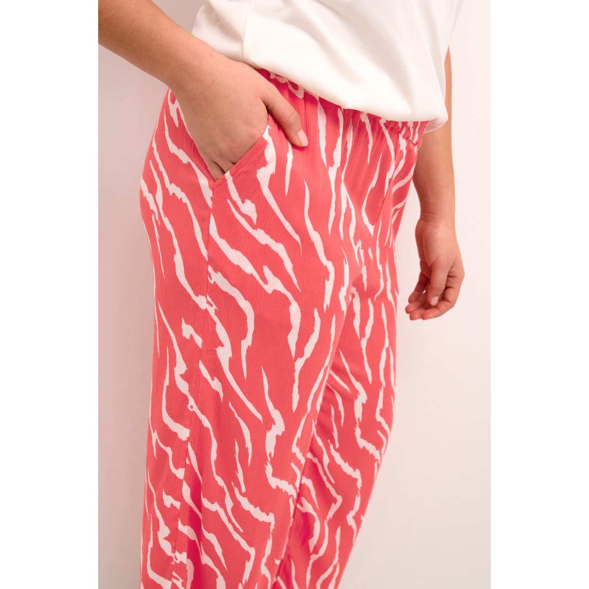 Pantalon casual noir/blanc zebra animalier, KAFFE