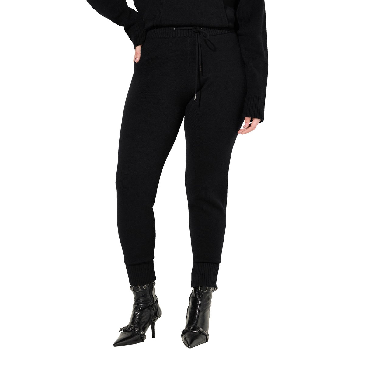 Pantalon en maille. Taille large noir, ULLA POPKEN