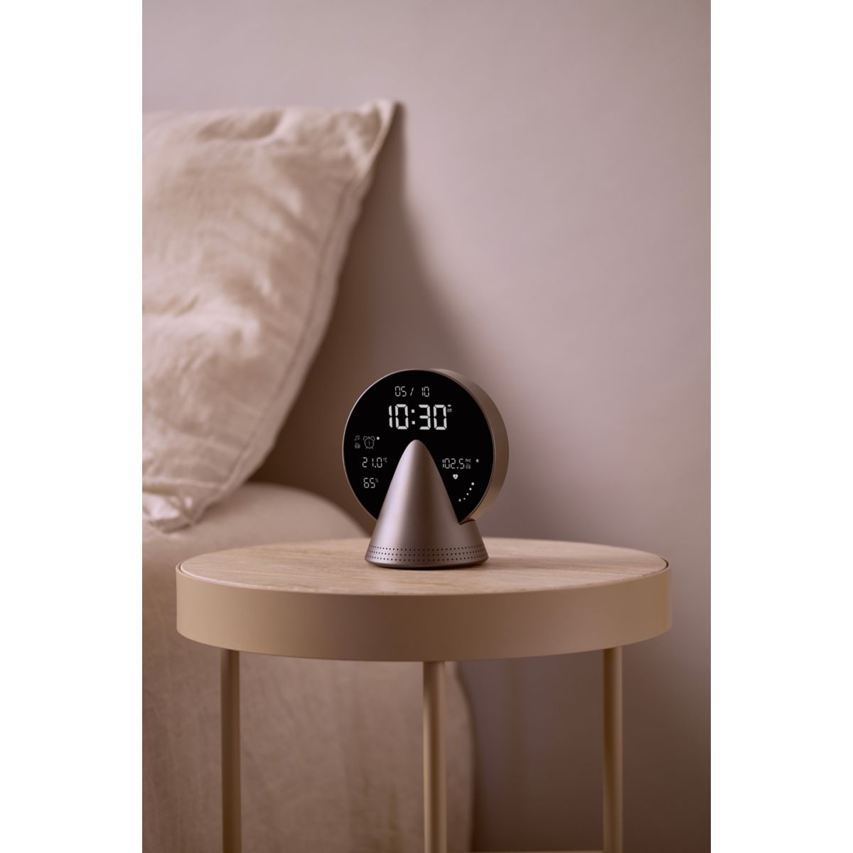 Radio réveil Conic Clock avec fonction Bluetooth Gris couleur unique, LEXON