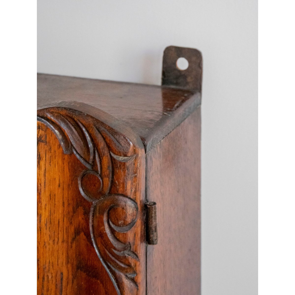 Étagère murale au charme ancien Gaëlle N°1547 - Bon état bois foncé, DEBONGOUT