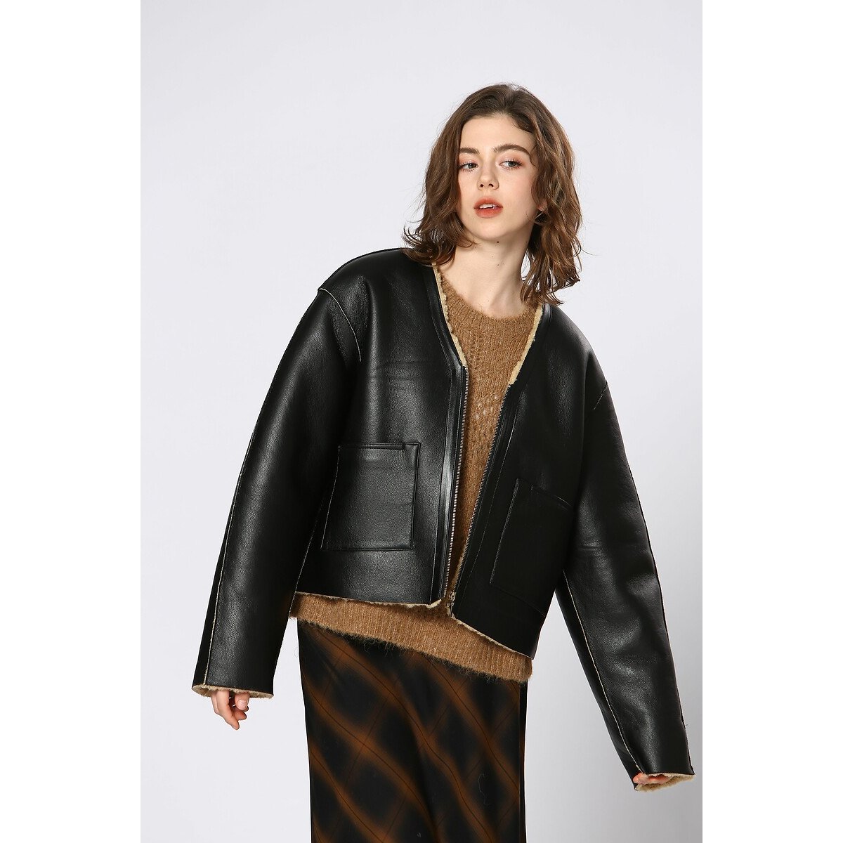 Faux Leather Zipped Jacket with Sherpa Lining black, SEE U SOON