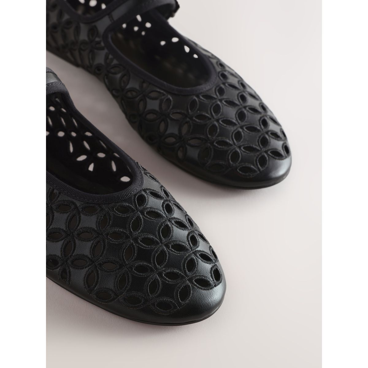 Babies brodées forever comfort® noir, NEXT