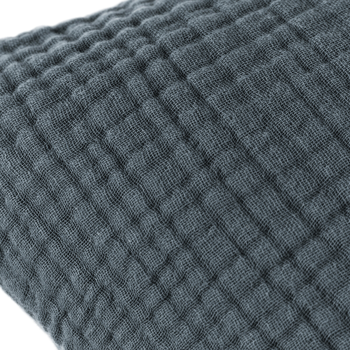 Lark Cotton Cushion graphite, YARD