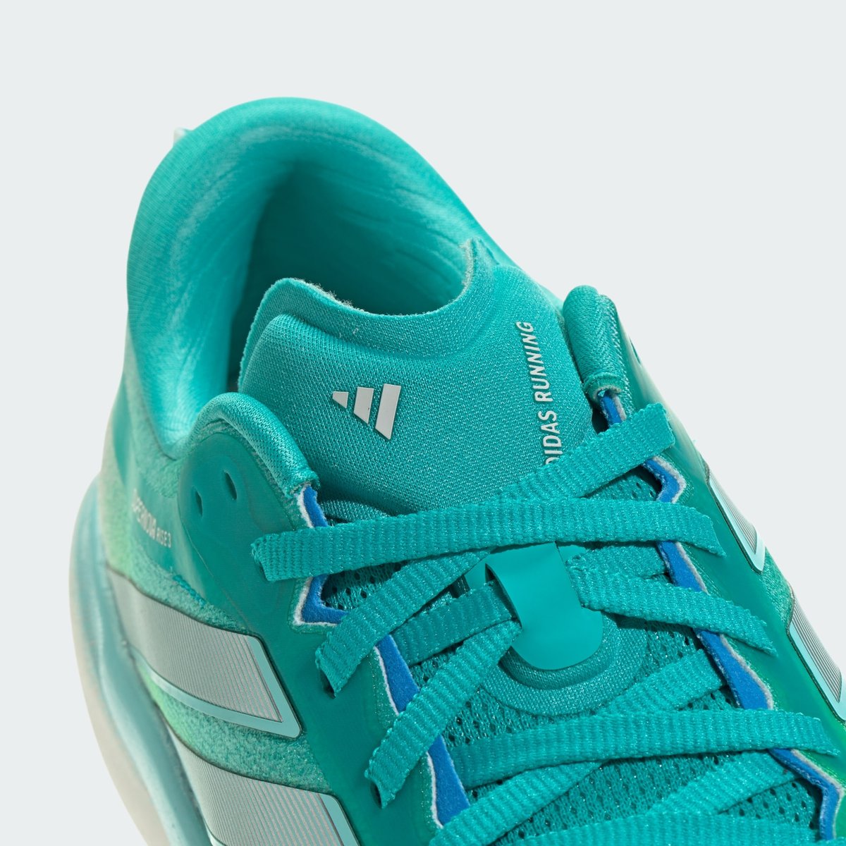 Chaussure De Running Supernova Rise 3 Chaussure De Running Supernova Rise 3 grey one / silver metallic / flash aqua, adidas Performance