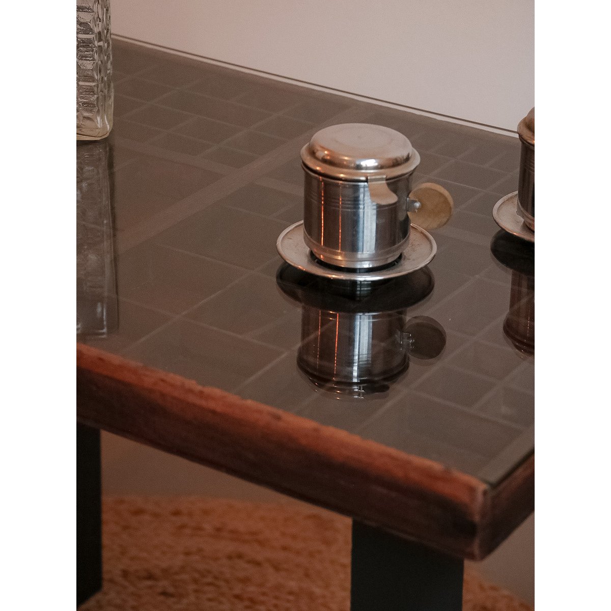 Table basse en bois Donna N°633 - Bon état noir, DEBONGOUT