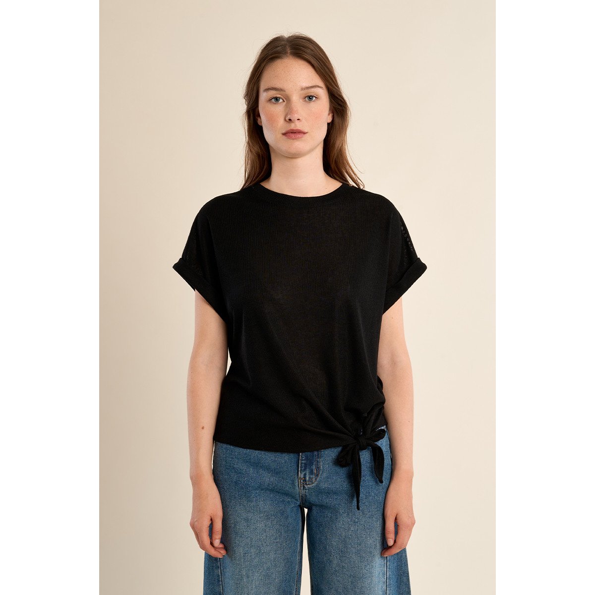 T-shirt noué, détail ajouré noir, MOLLY BRACKEN