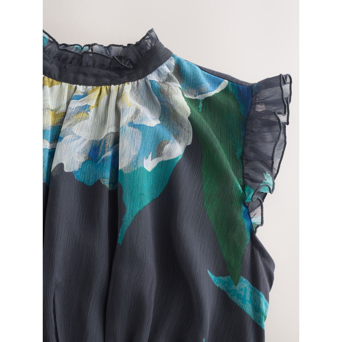Robe de cérémonie longue imprimée à volants imprimé floral bleu marine, NEXT