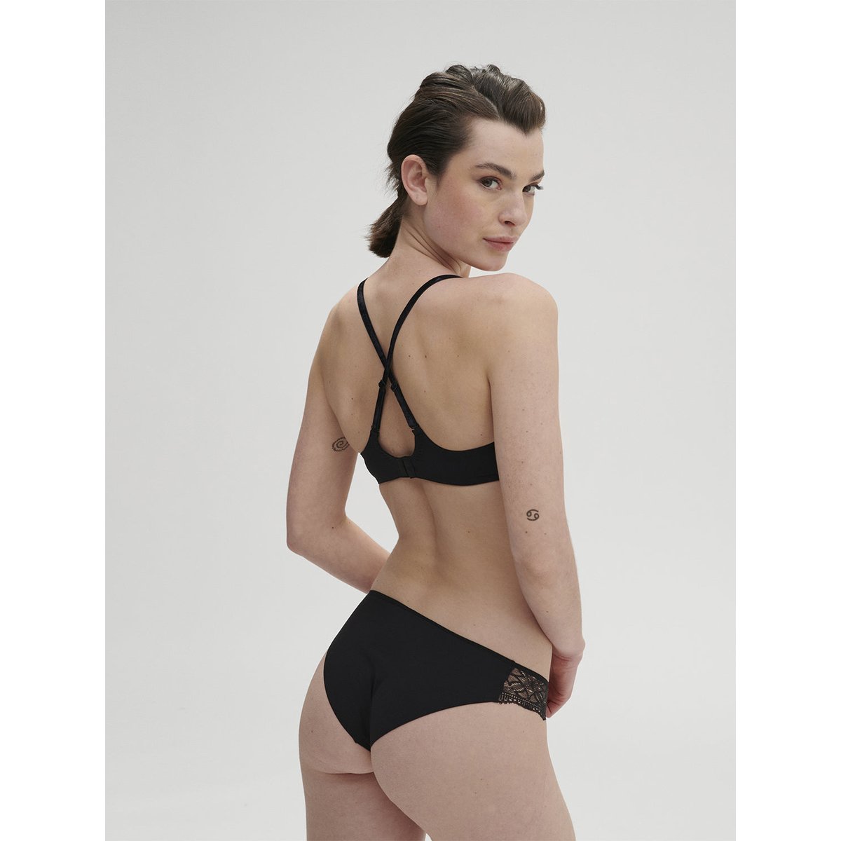 Soutien-gorge avec armatures classique, ESCALE noir, SIMONE PERELE