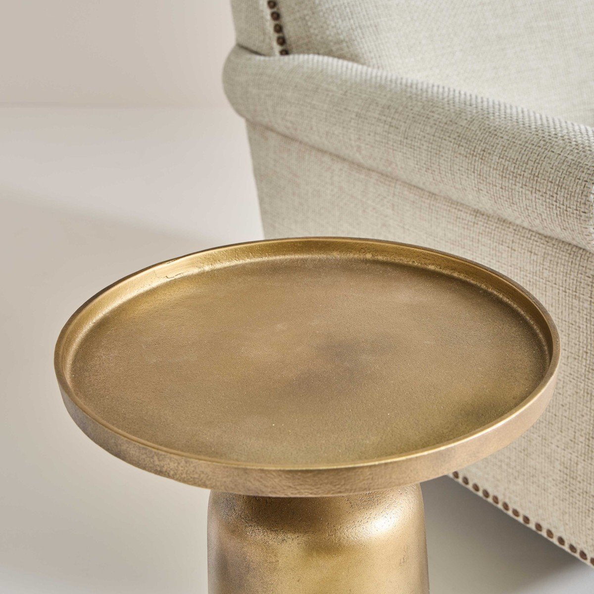 Bout de canapé en aluminium L25 cm - GUSTAVE métal, SIGNATURE
