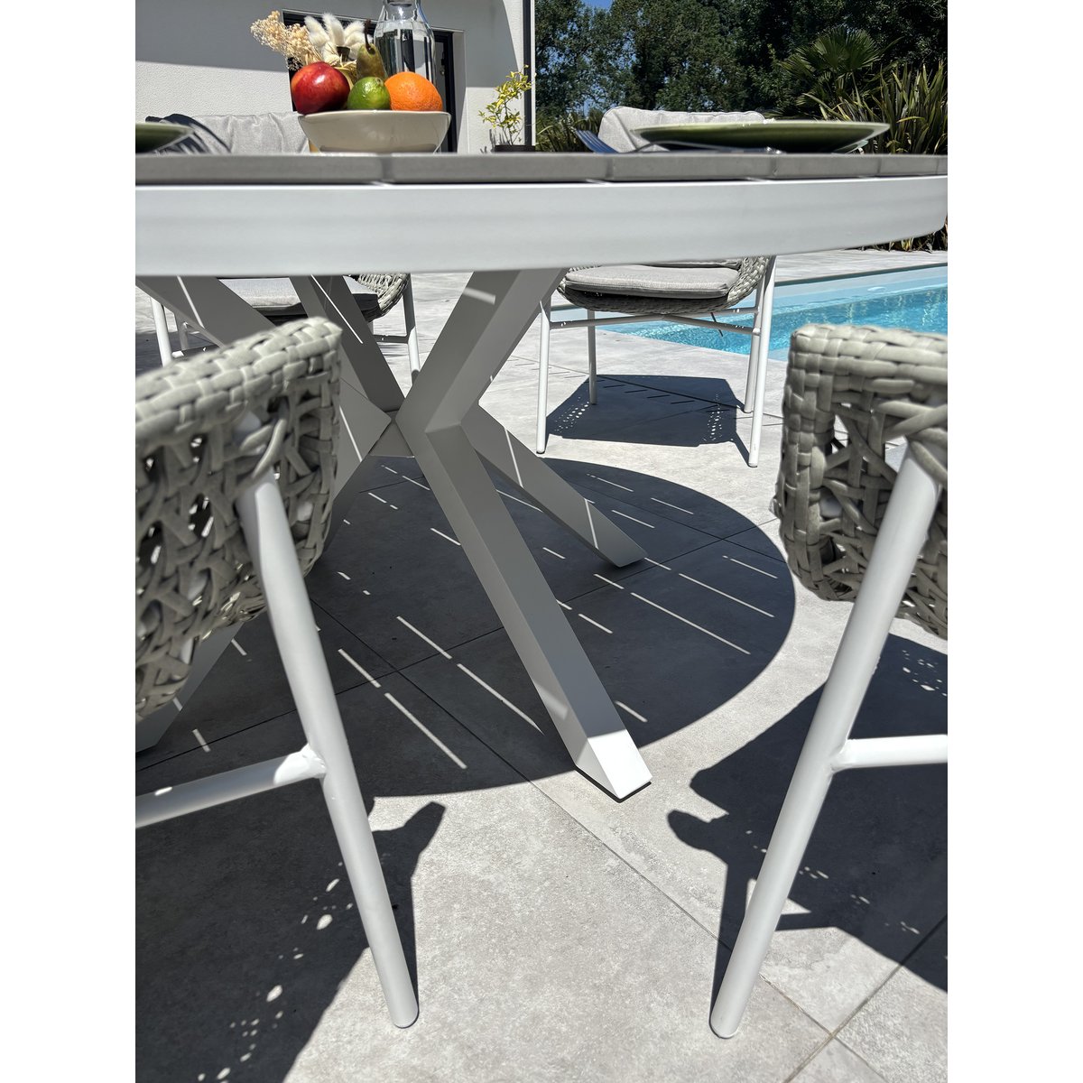Ensemble repas de jardin 6 places ELBA blanc, REMARQUABLE