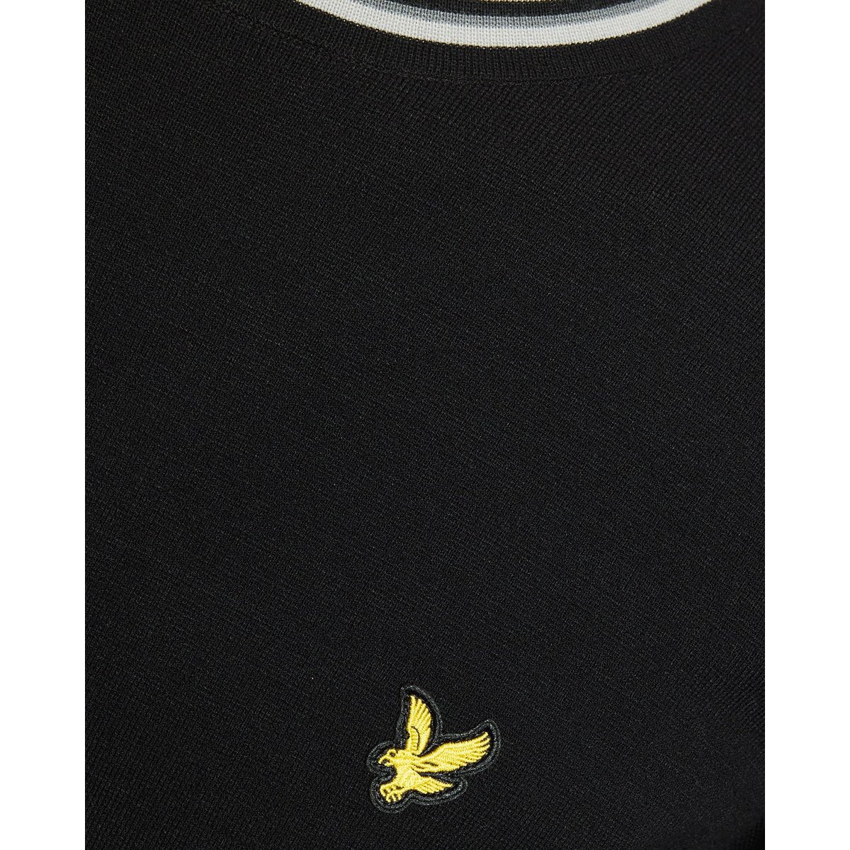Pull à liserés contrastés en maille col rond noir jais, LYLE & SCOTT