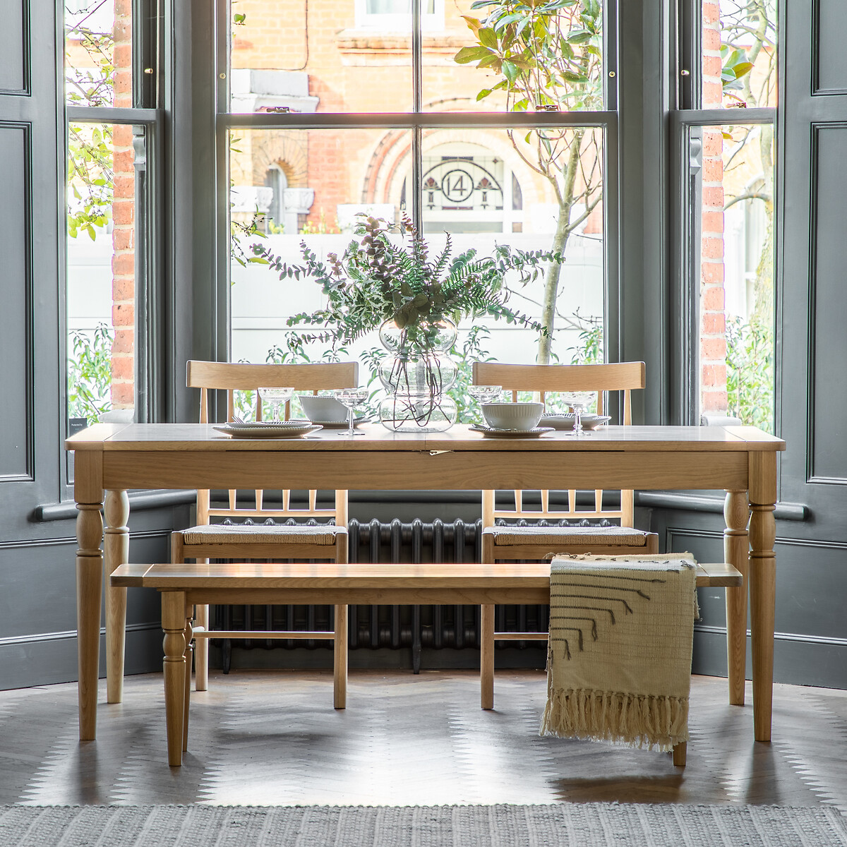 Ende Shaker-Style Oak Extendable Farmhouse Dining Table (Seats 6 -10) natural, ÉDITÉ