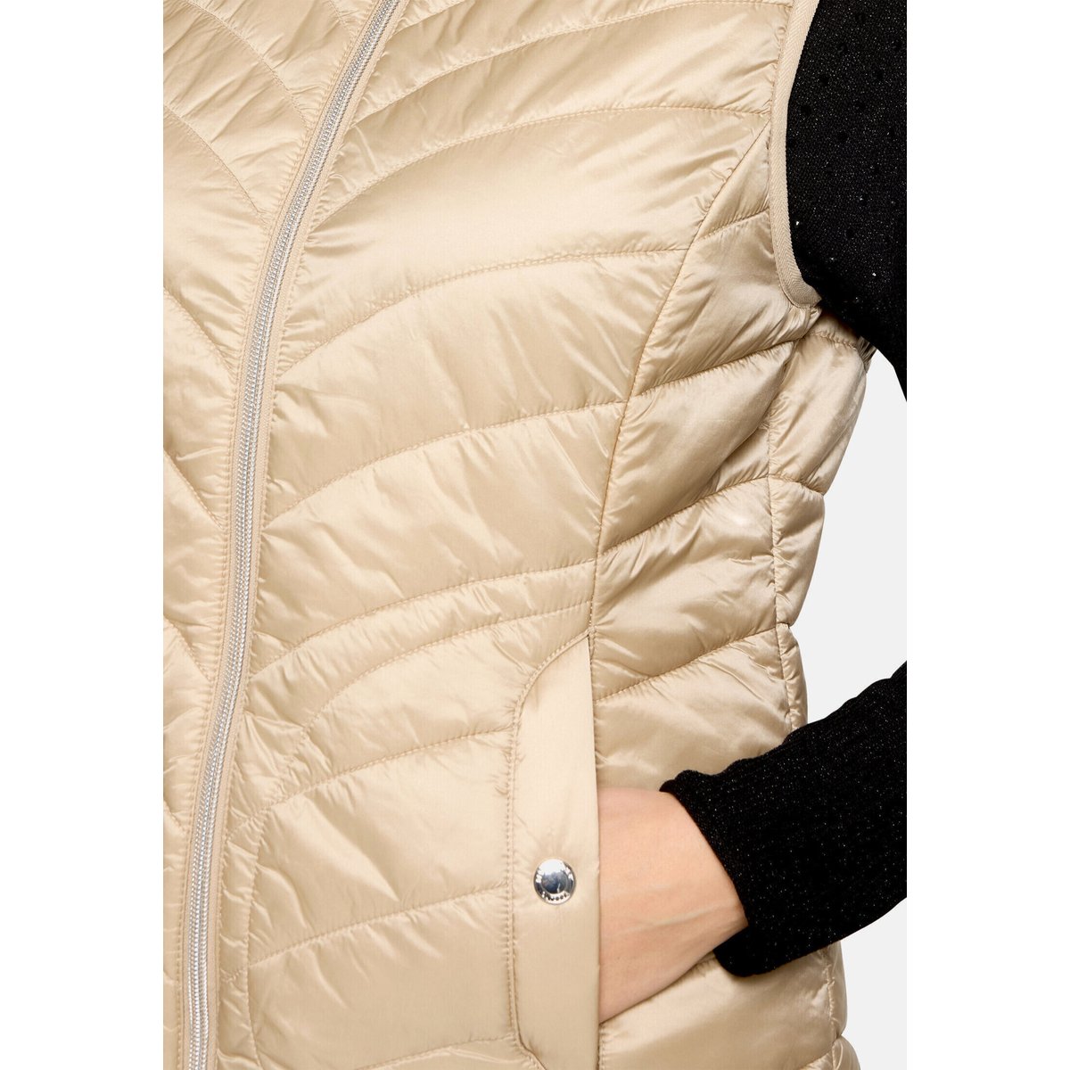 Veste sans manches matelassée à col droit beige, BETTY BARCLAY