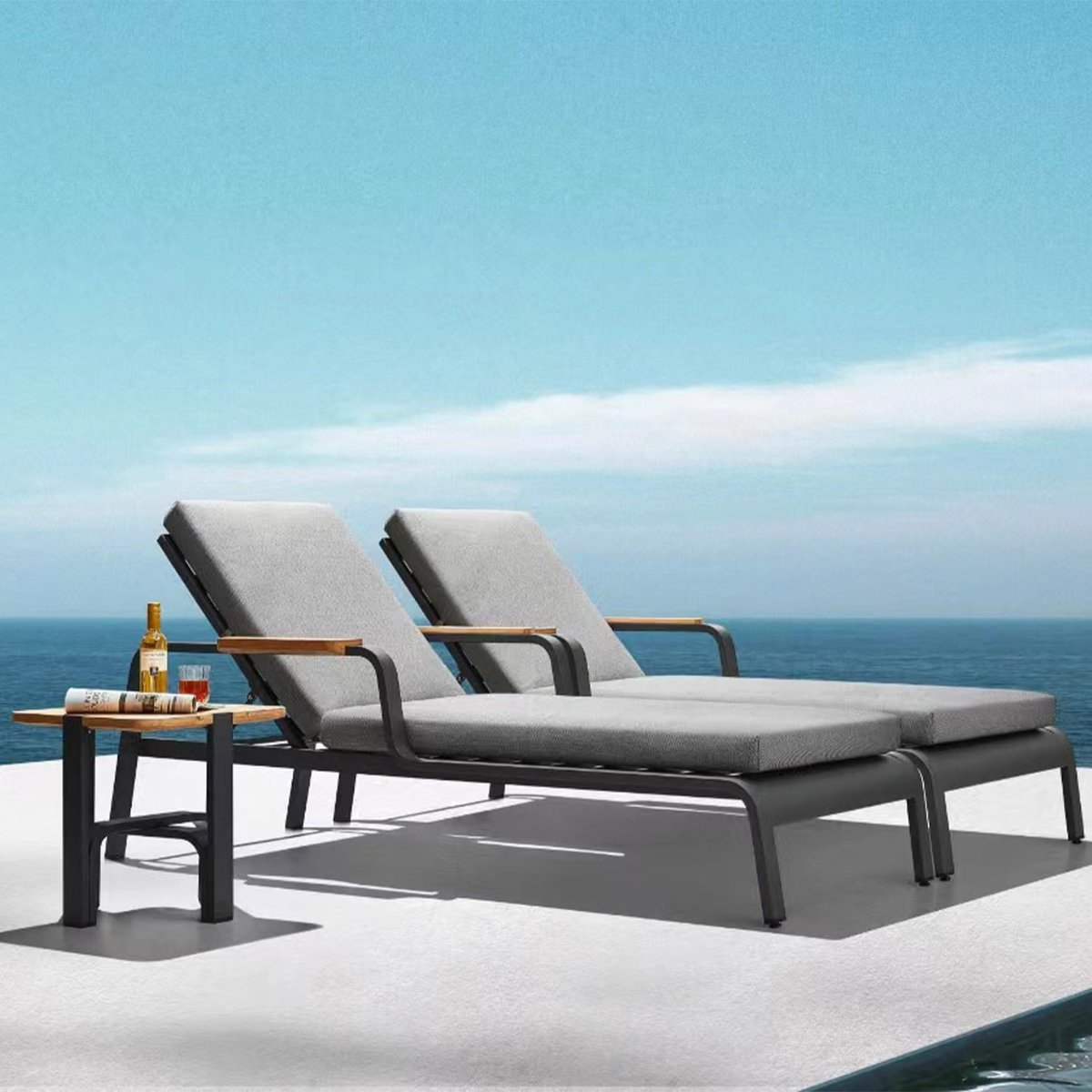 Bain de soleil en aluminium, VISCOUNTI gris anthracite, AU JARDIN DE CHLOÉ