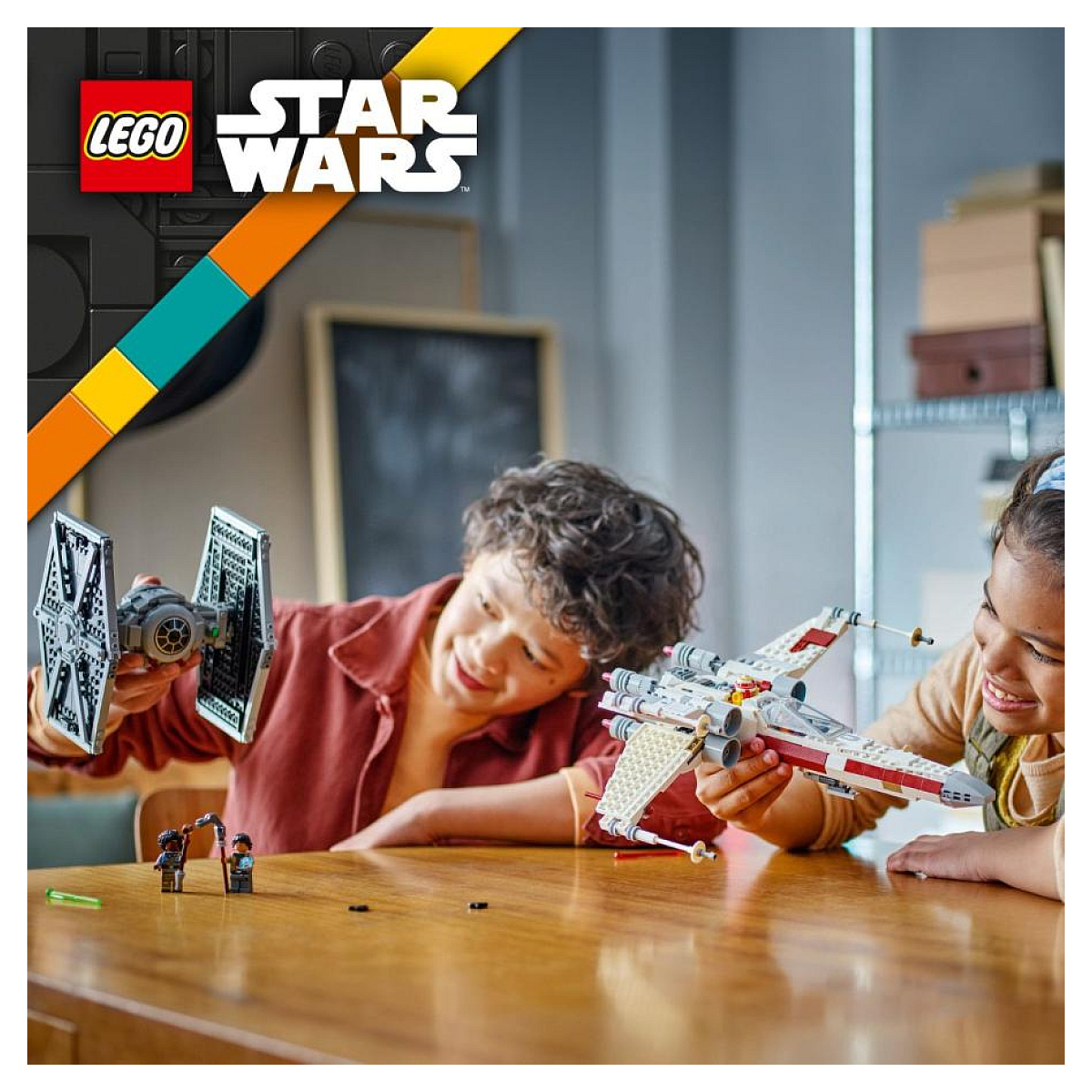 LEGO Star Wars : Set de construction TIE Fighter et X-Wing - 75393 multicolore, LEGO