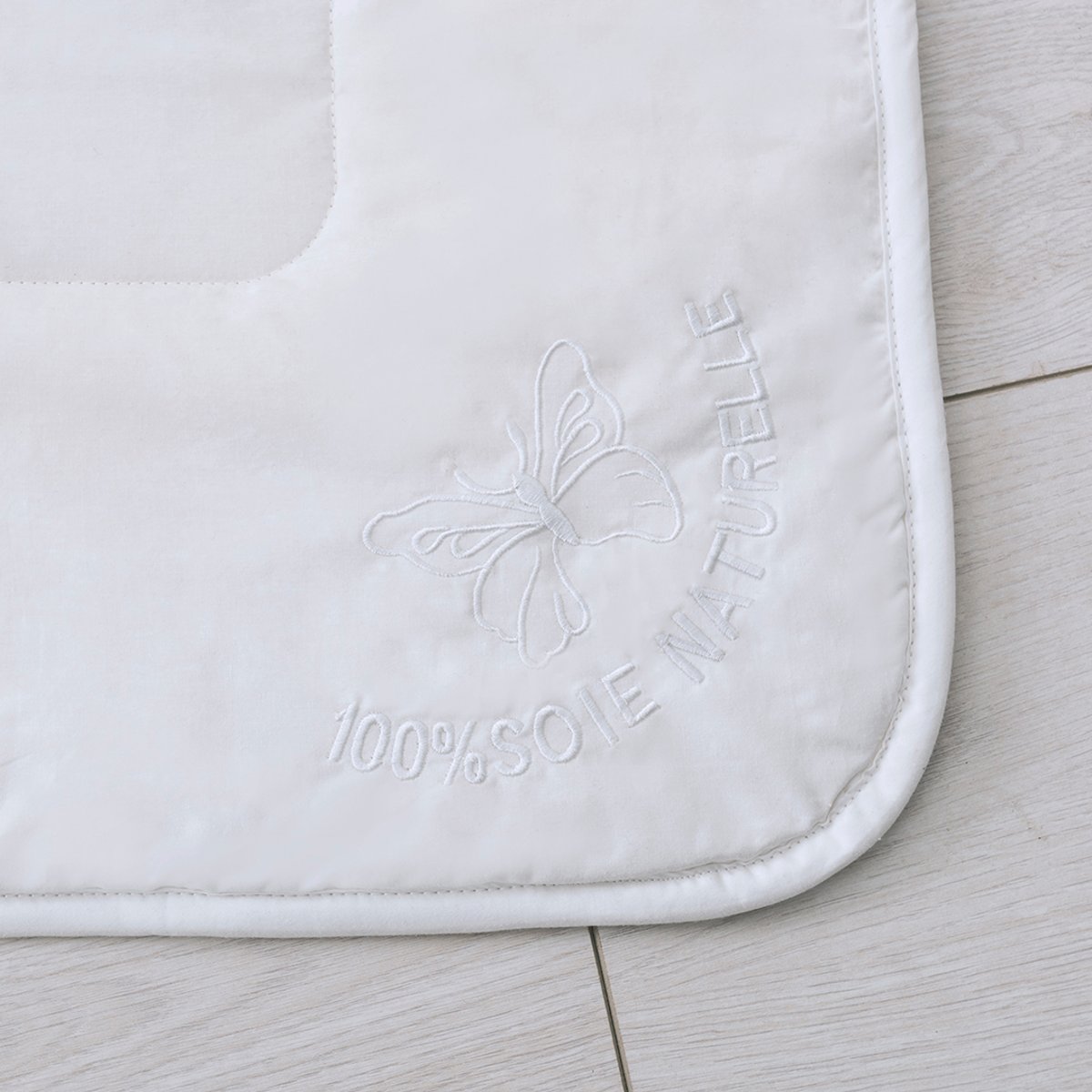 Couette Garnissage 100% Soie TEMPEREE blanc, DODO