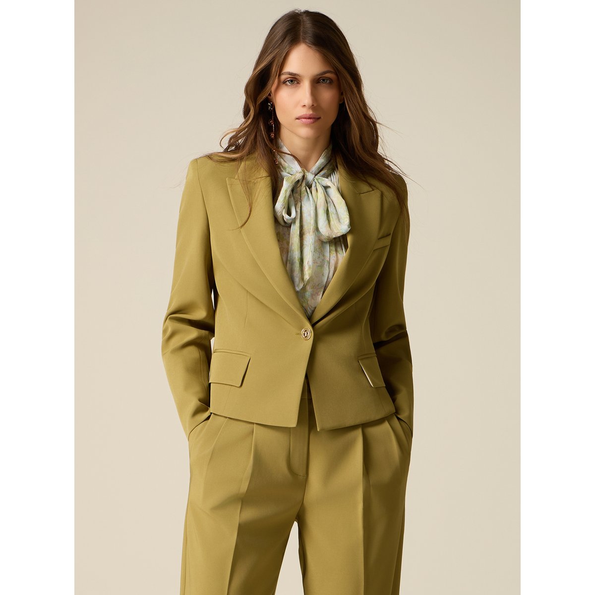 Blazer court simple boutonnage vert, OLTRE