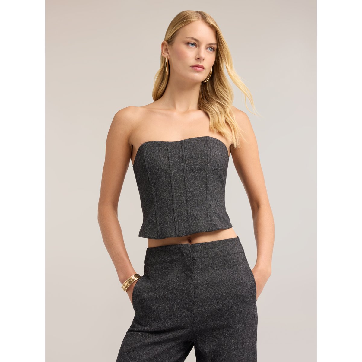 Bustier teint fil gris, MOTIVI