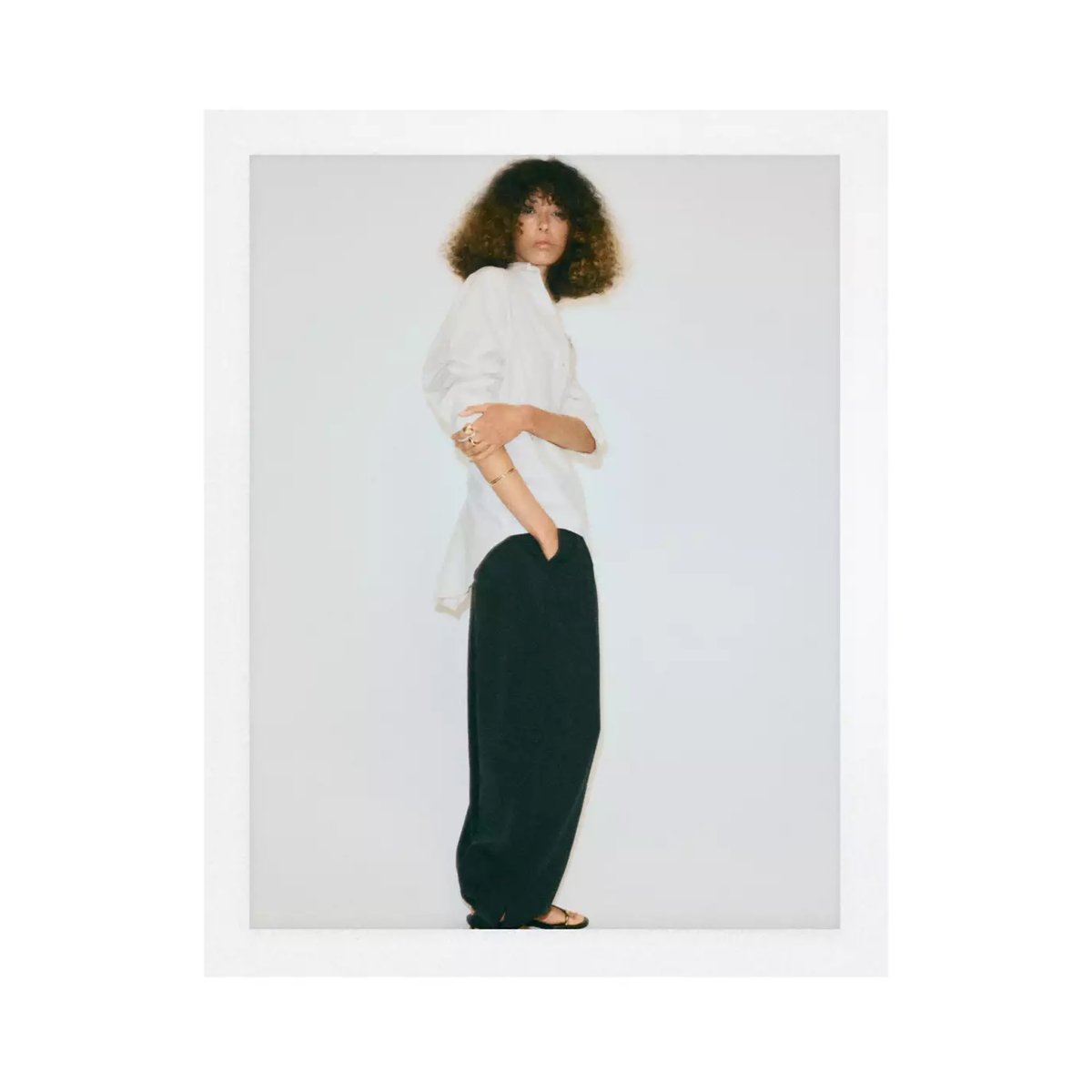 Pantalon bouffant en lyocell noir, MANGO