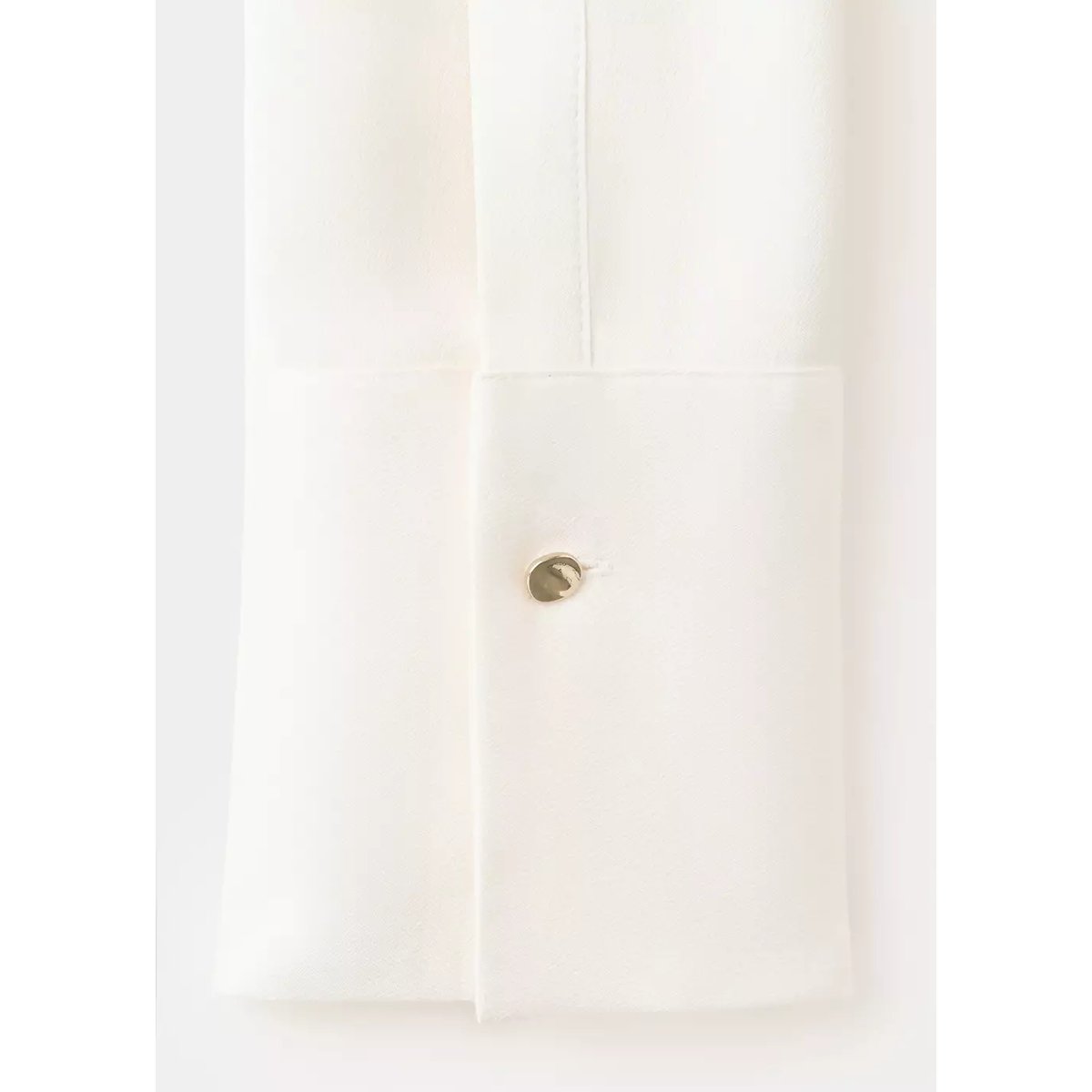 Chemise fluide satinée écru, MANGO