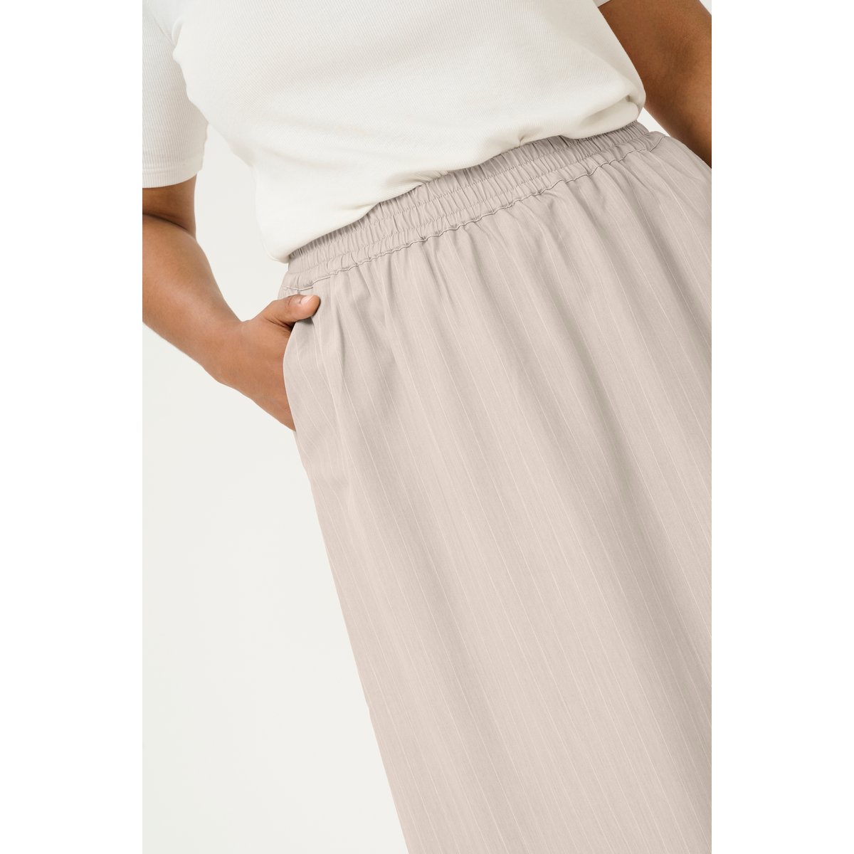 Skirt imprimé feather gray melange pinstripe, KAFFE CURVE