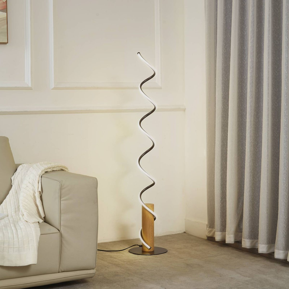 Lampadaire en aluminium traditionnelLED gris, bois clair, LINDBY