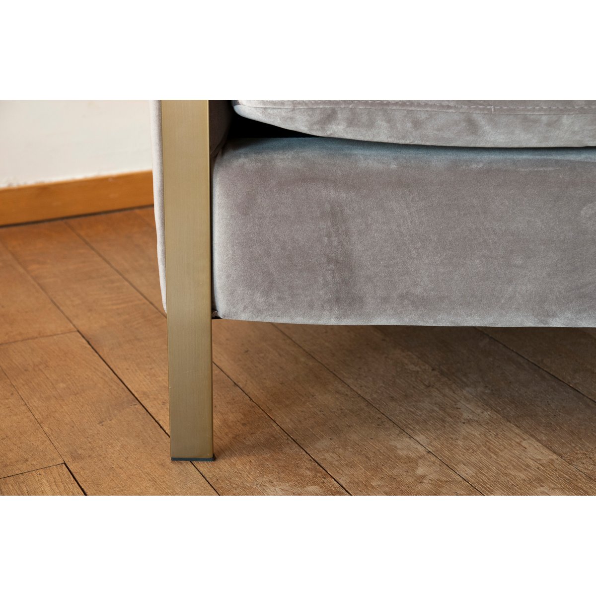 Fauteuil en velours BROMPTON gris anthracite, PRODUIT INTERIEUR BRUT