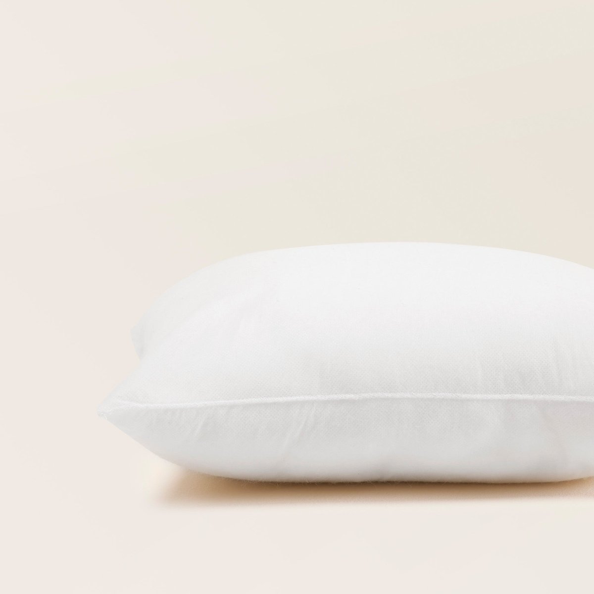 Coussin De Garnissage en Polypropylène, 100% recyclable, 30x40 cm FIBRE blanc, MADURA