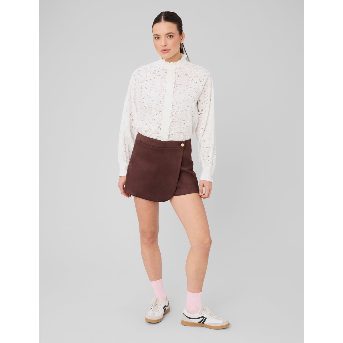 Jupe short suédine marron foncée, BZB