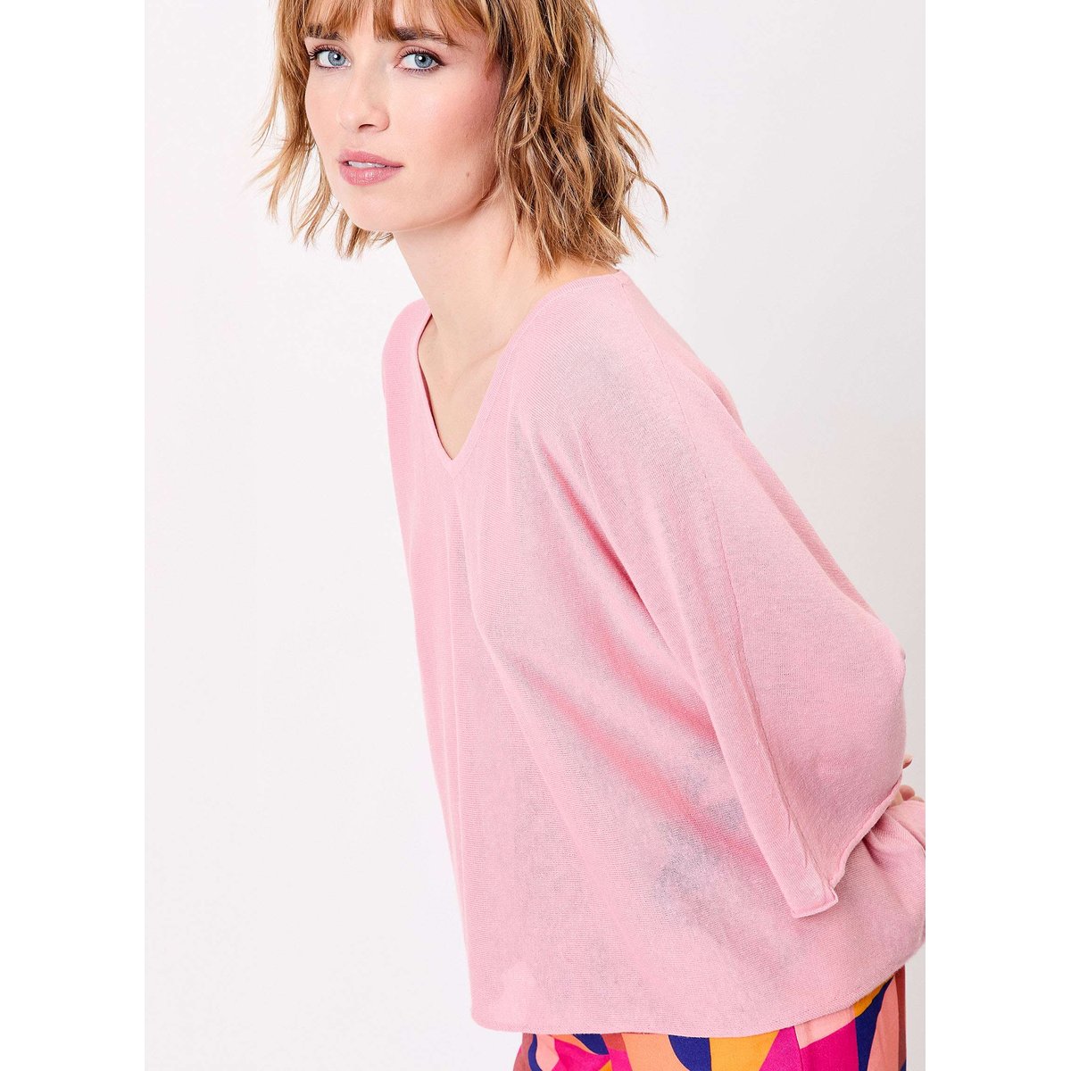 Pull uni en maille fine et légère AMIL rose poudre, LA FIANCÉE