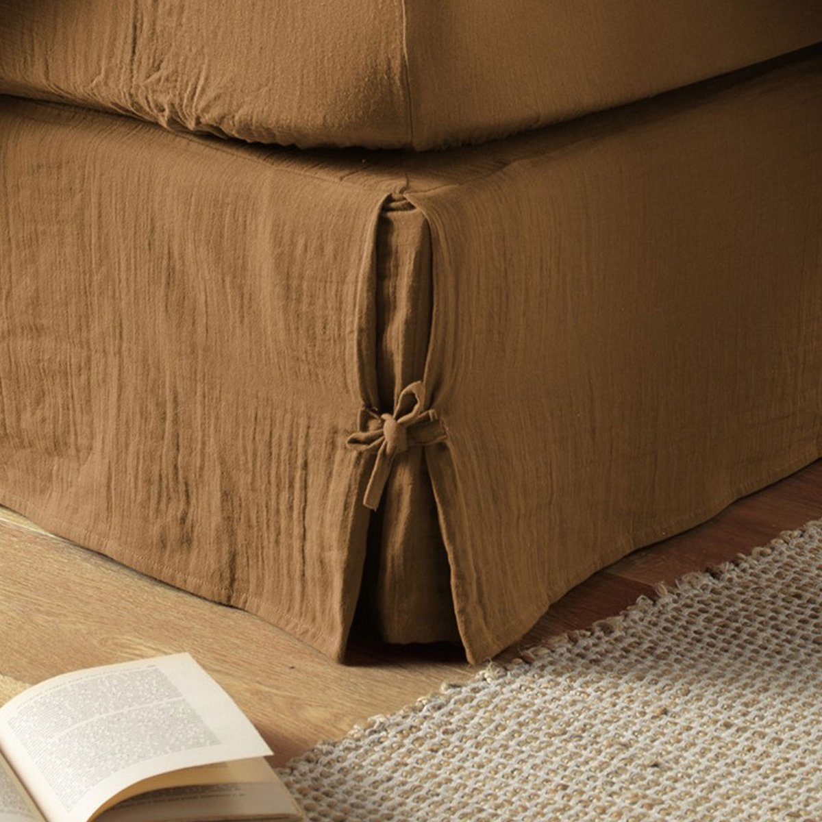 Cache sommier, en 100 % Gaze de coton, avec volant 30 cm camel, EDEN