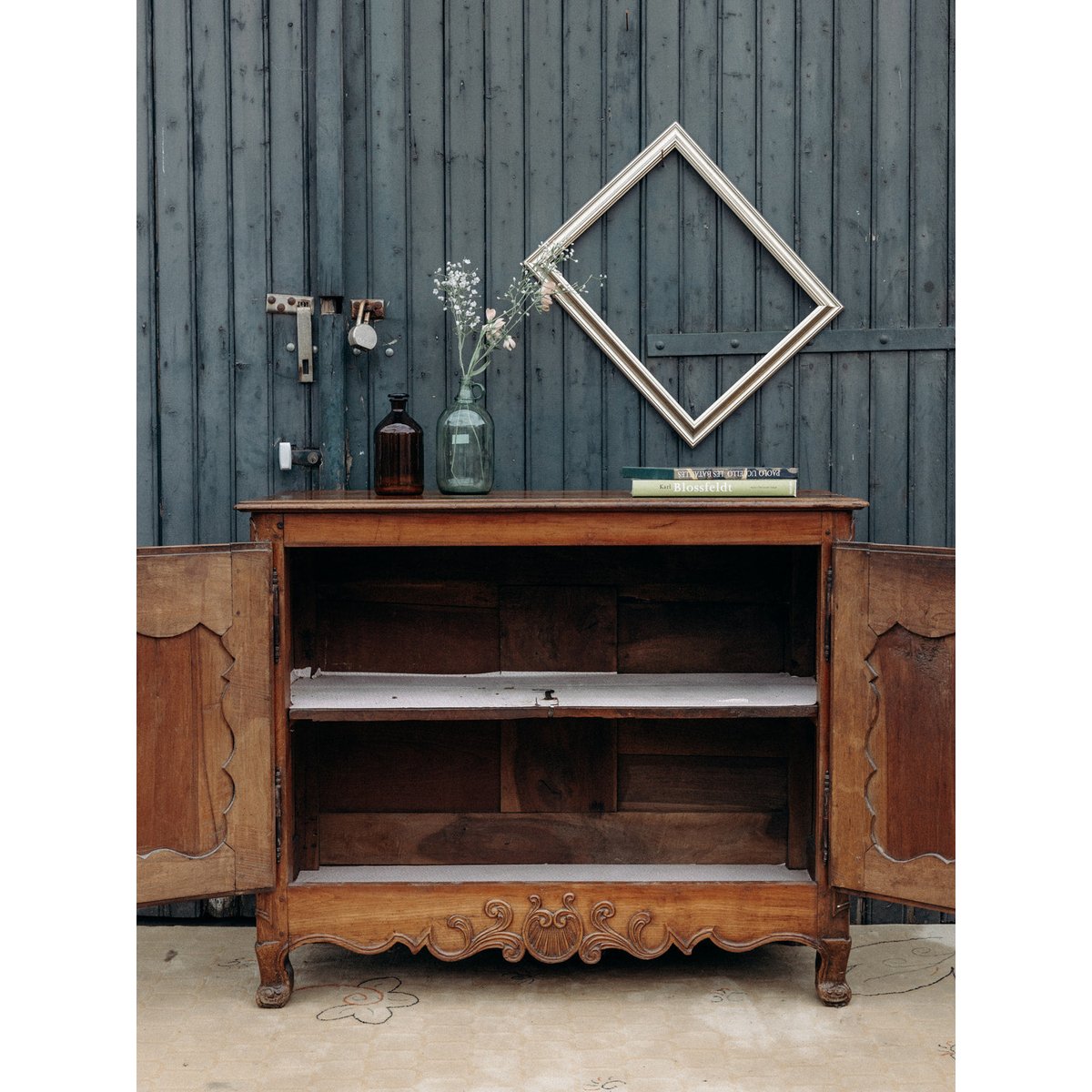 Buffet en bois Gilbert N°388 - Bon état bois, DEBONGOUT