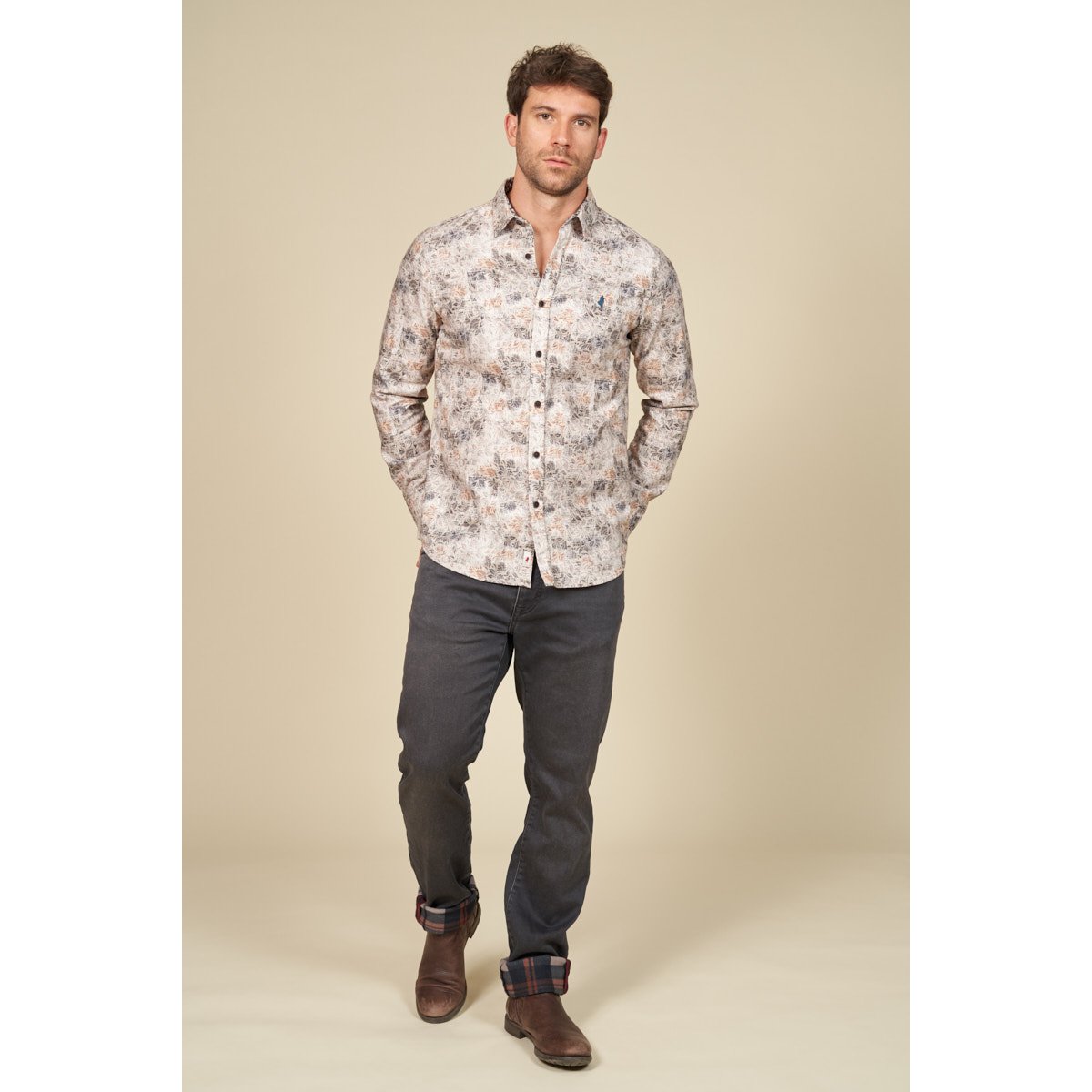Chemise imprimée douce à fleur japonaise gris clair, MCS